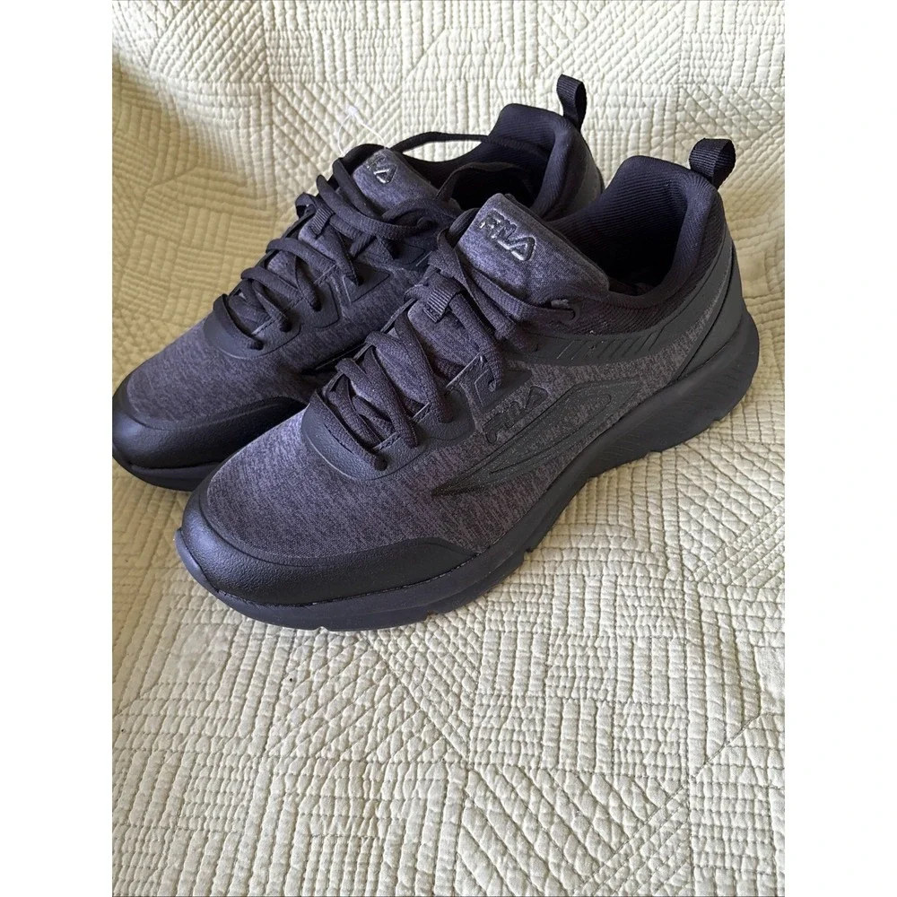 FILA Memory Speedchaser 4 Womens Size 9 Gray Black Sneakers Memory Foam NWT